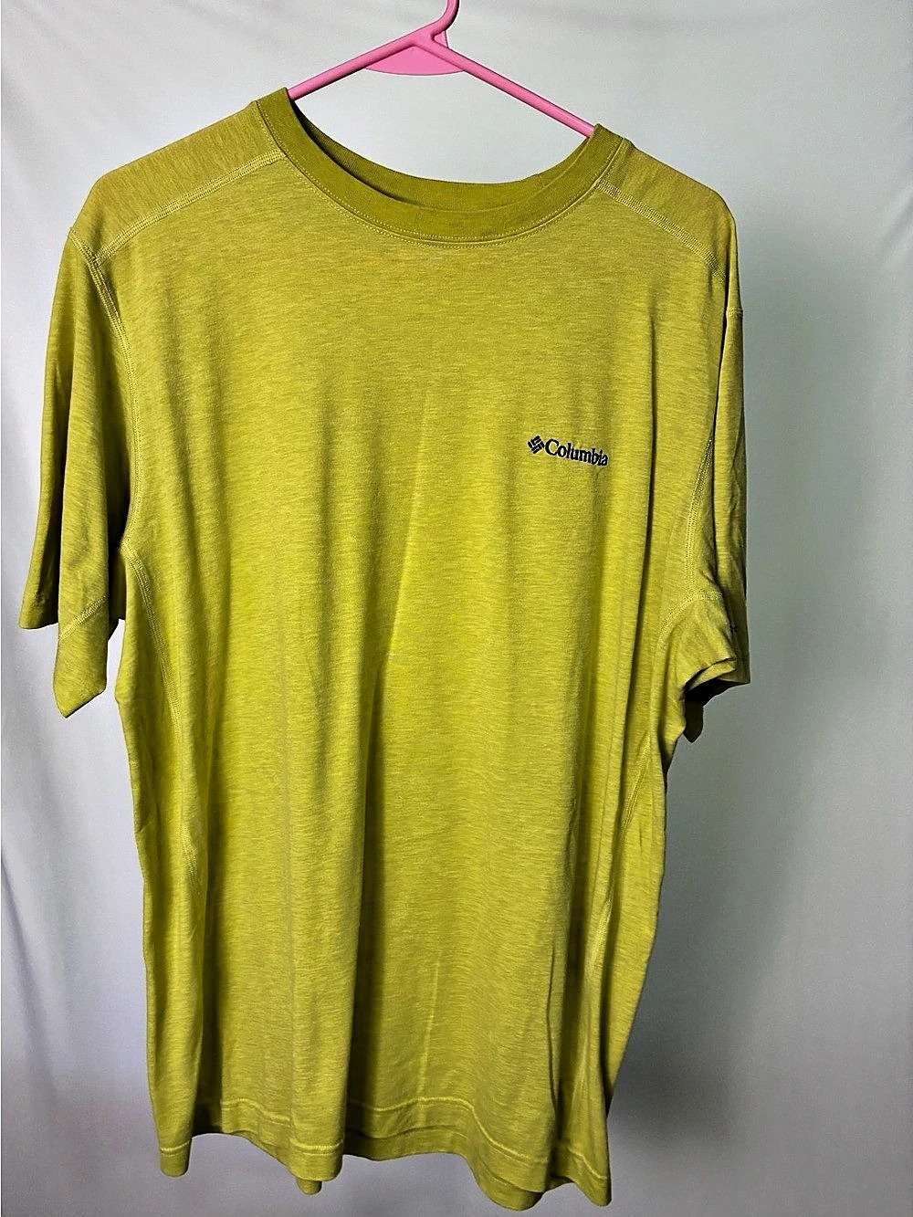 Columbia Short Sleeve Tee in Green